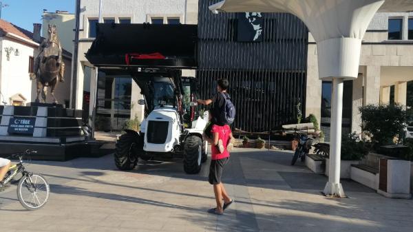 Balıkesir'de çocukların bayrak hassasiyeti takdir topladı