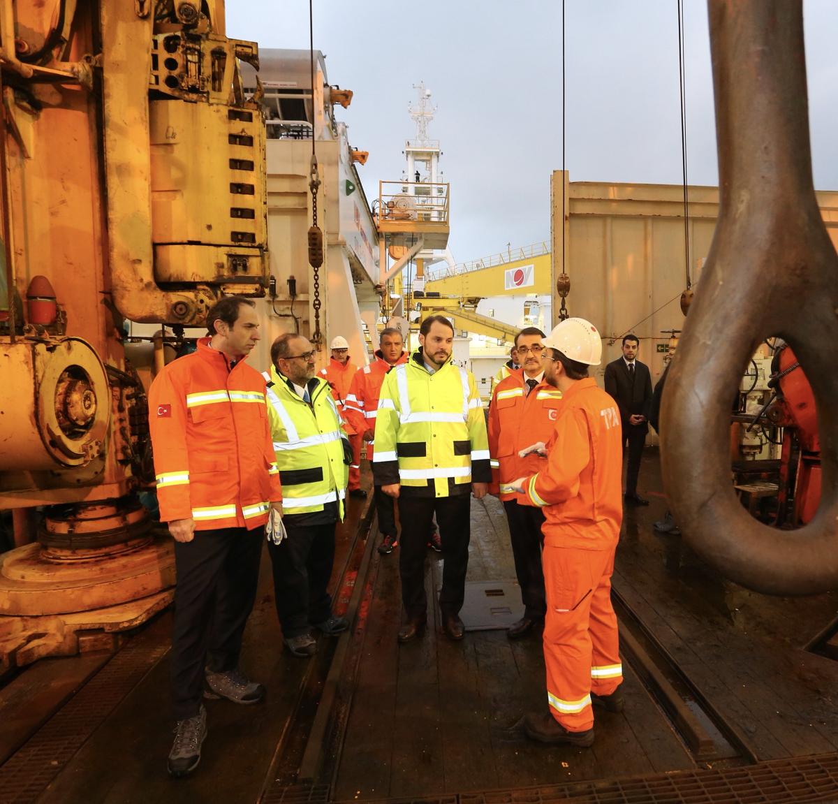 Berat Albayrak: Ne doğu ne batı, yeni eksen Türkiye