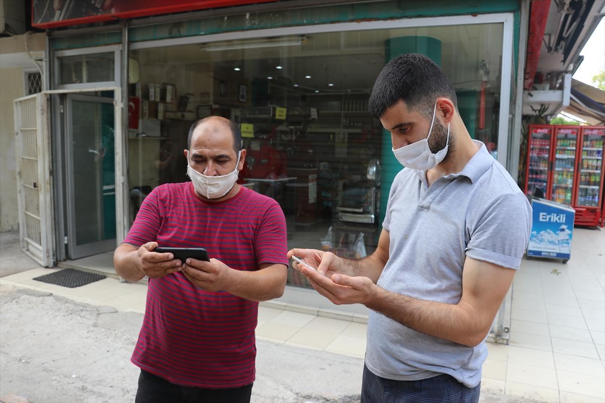 Vatandaşlar, Cumhurbaşkanı Erdoğan'ın 'müjde' açıklamasını ilgiyle izledi