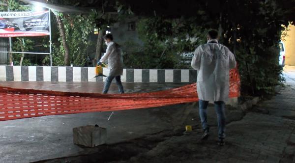 Sultangazi'de aracından inen şahıs silahlı saldırıya uğradı