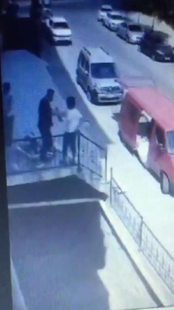 Kocaeli'de sokak ortasında darp