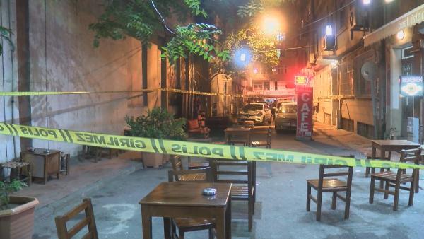 Fatih'te iki grup arasında silahlı kavga: 2 yaralı