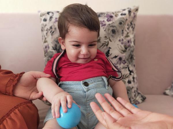 Bursa'da SMA hastası olan Ali Osman yardım bekliyor