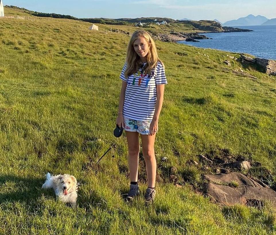 Boris Johnson, oğlu Wilfred'i gezdirdi