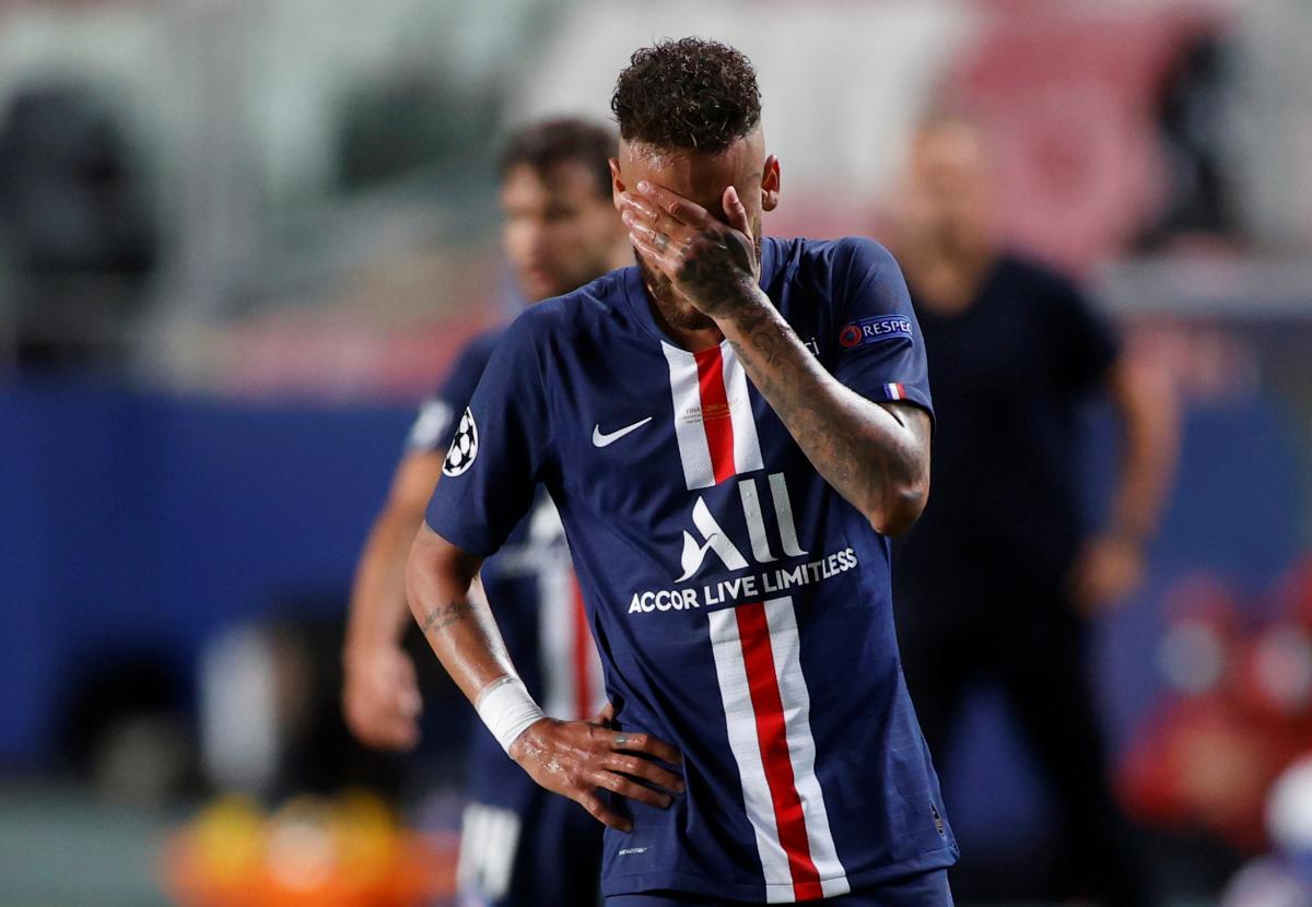 Neymar gözyaşlarını tutamadı