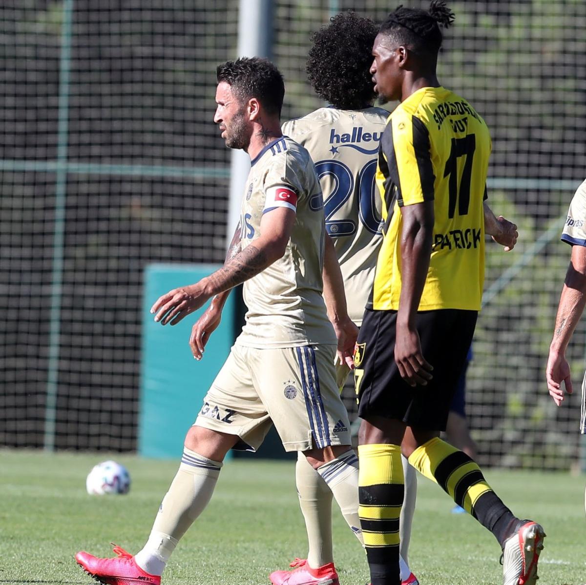 Fenerbahçe'de pazuband Gökhan ve Caner'e verildi