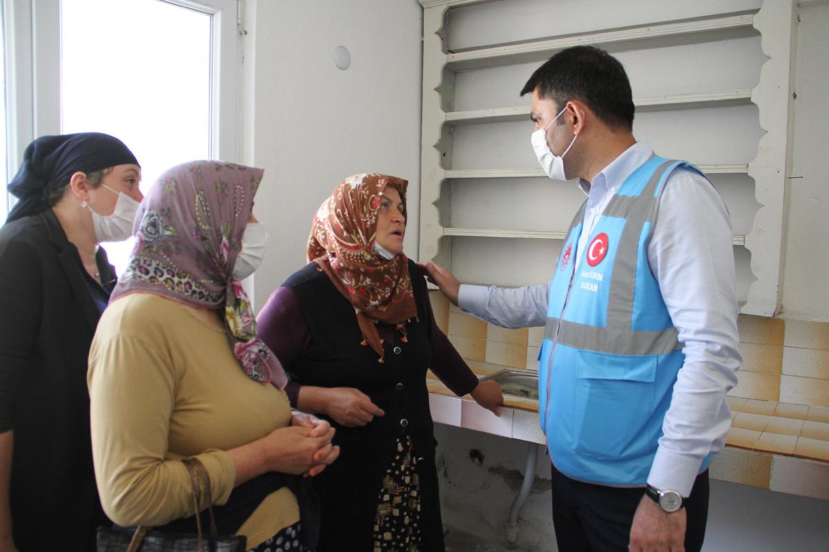 Çevre ve Şehircilik Bakanı Murat Kurum: Amacımız yaraları hızlıca sarmak