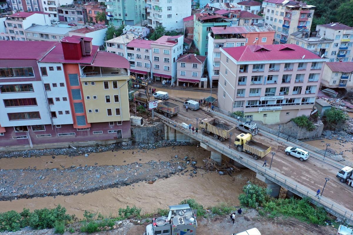 Giresun’daki sel felaketi sonrası İHH yardıma koştu