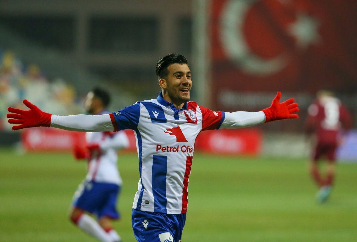 Atakan Üner kimdir? Kaç yaşında?