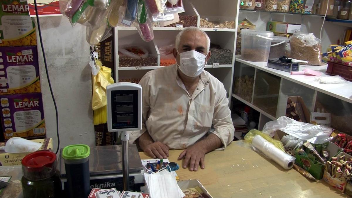 Kayseri'de marketten 6 bin TL çalan hırsızlar