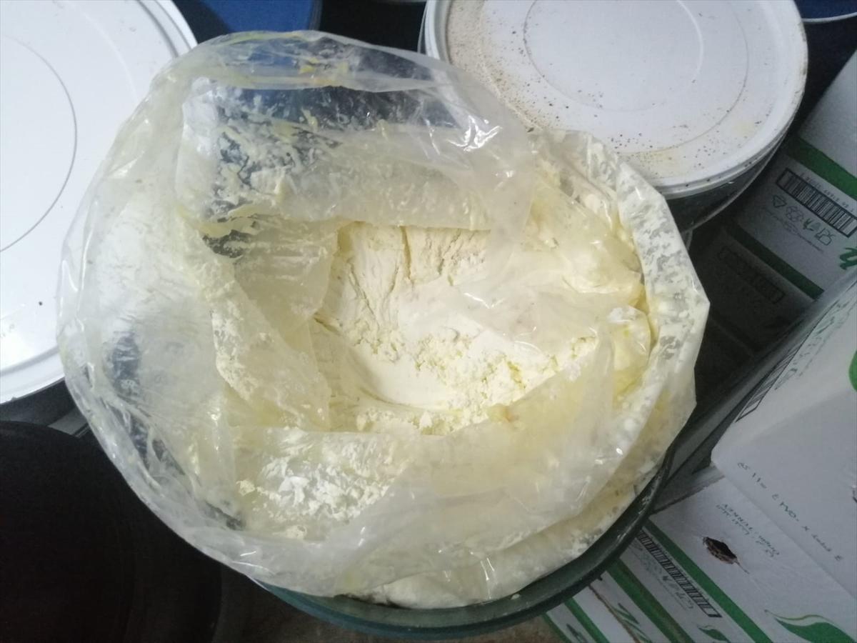 Bozuk süt ürünlerini piyasaya sürmeye çalışan şahıs yakalandı