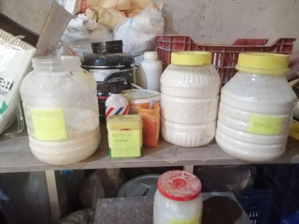 Bozuk süt ürünlerini piyasaya sürmeye çalışan şahıs yakalandı