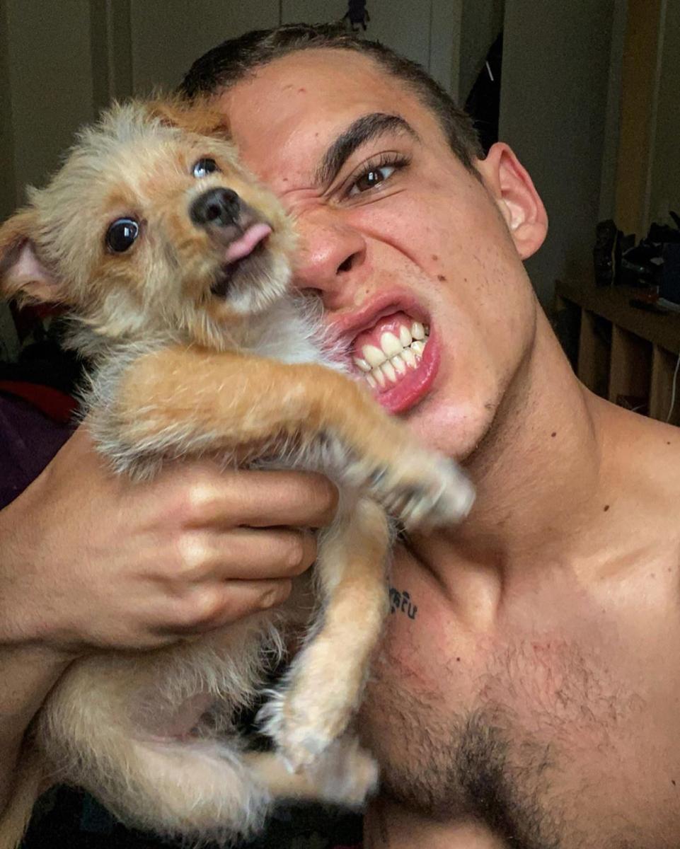 La Casa De Papel’in Rio’su Miguel Herran'dan çıplak poz