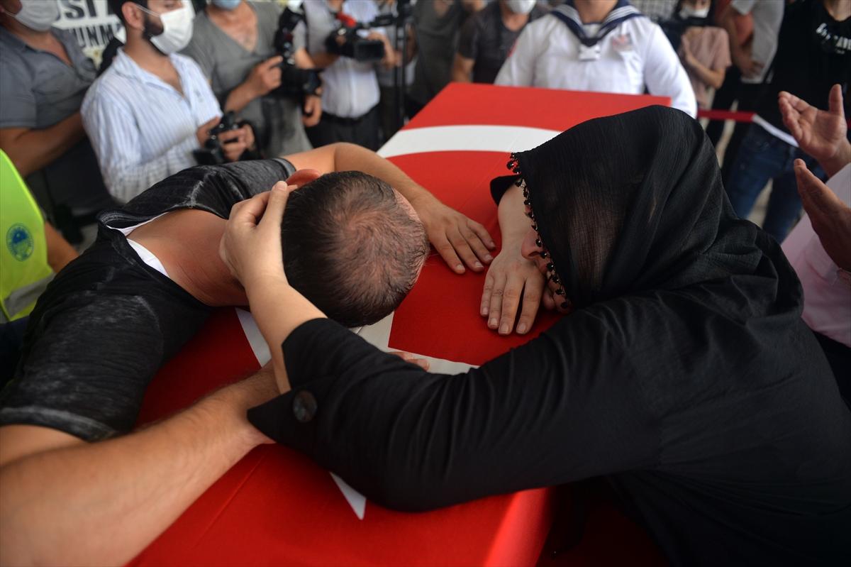 Hakkari'de yüksekten düşerek şehit olan Mesut Yıldırım toprağa verildi