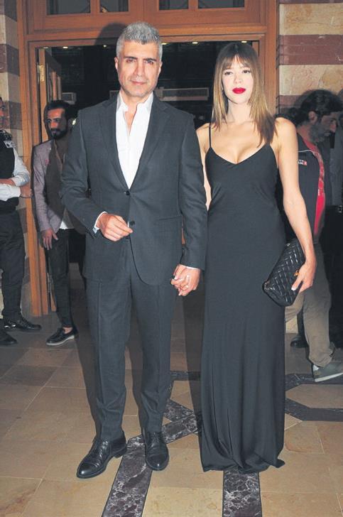 Feyza Aktan'dan Özcan Deniz'e rest