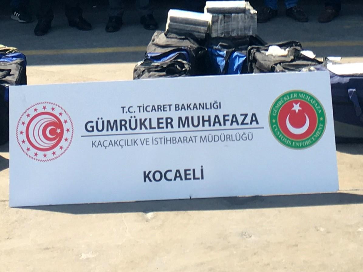 Kocaeli'ndeki bir limanda 540 kilo kokain ele geçirildi