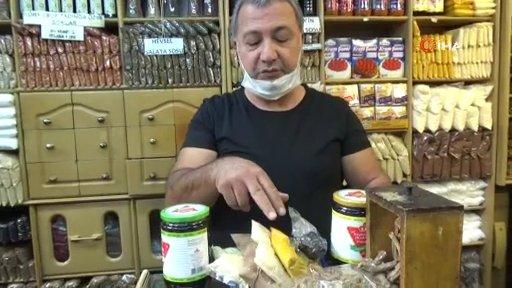 Diyarbakır'da koronavirüs vakaları artınca vatandaşlar aktarlara koştu