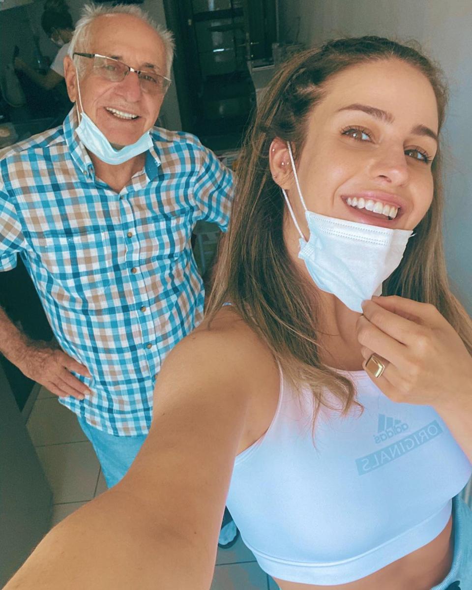 Büşra Pekin: Bu kız sana her gün şükrediyor