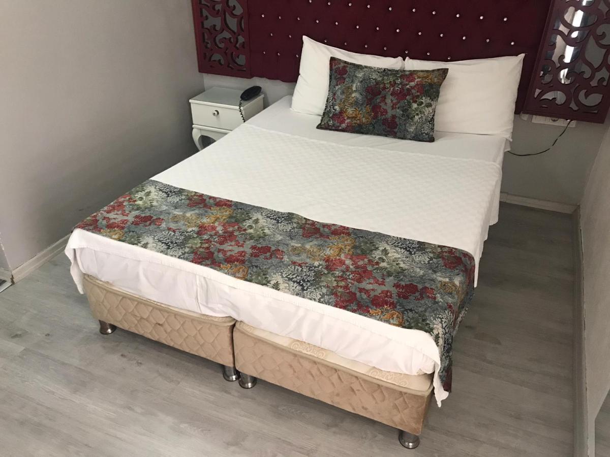 DEAŞ'lı teröristin kaldığı Küçükçekmece’deki otel odası görüntülendi