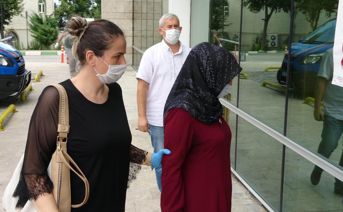 Samsun'da eltisini bıçakla ağır yaralayan kadın adliyeye sevk edildi