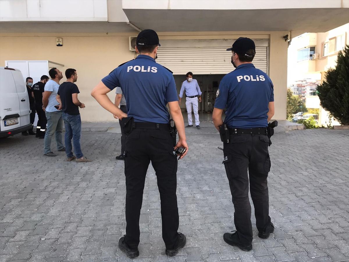 Denizli'de bankaların para toplama merkezine soygun girişimi