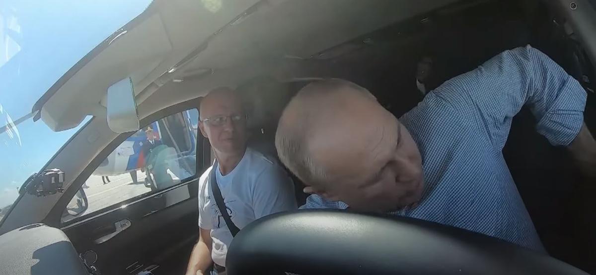 Rusya Devlet Başkanı Putin direksiyona geçti