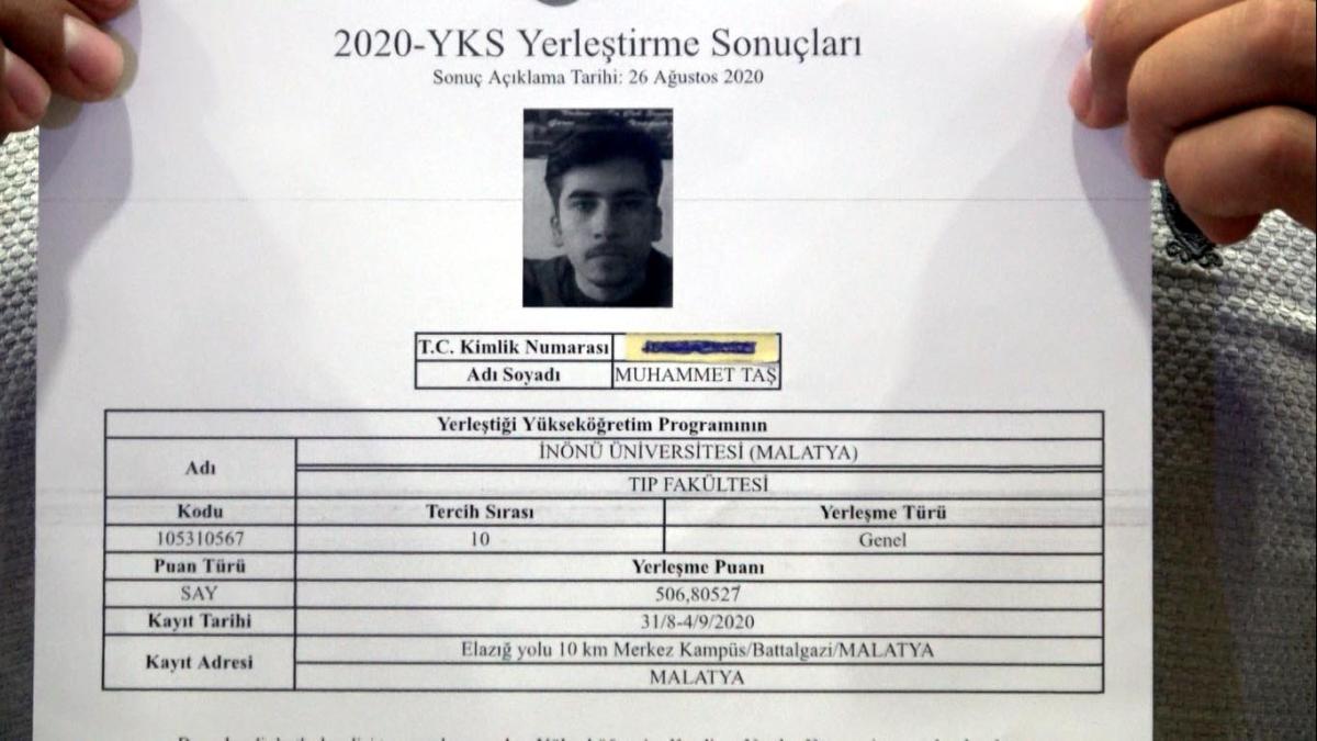 Çobanlık yaparken üniversiteye hazırlanan Vanlı Muhammet, tıp fakültesini kazandı