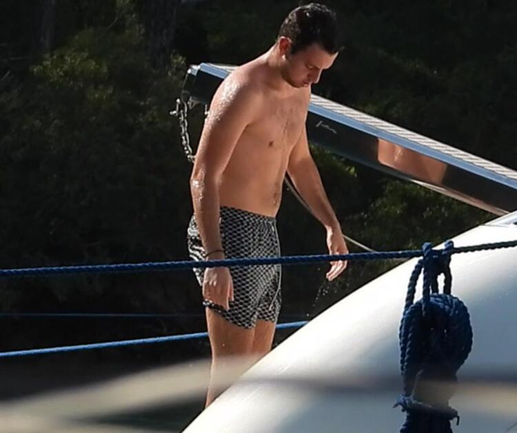 Sibel Can çocuklarıyla tatilde