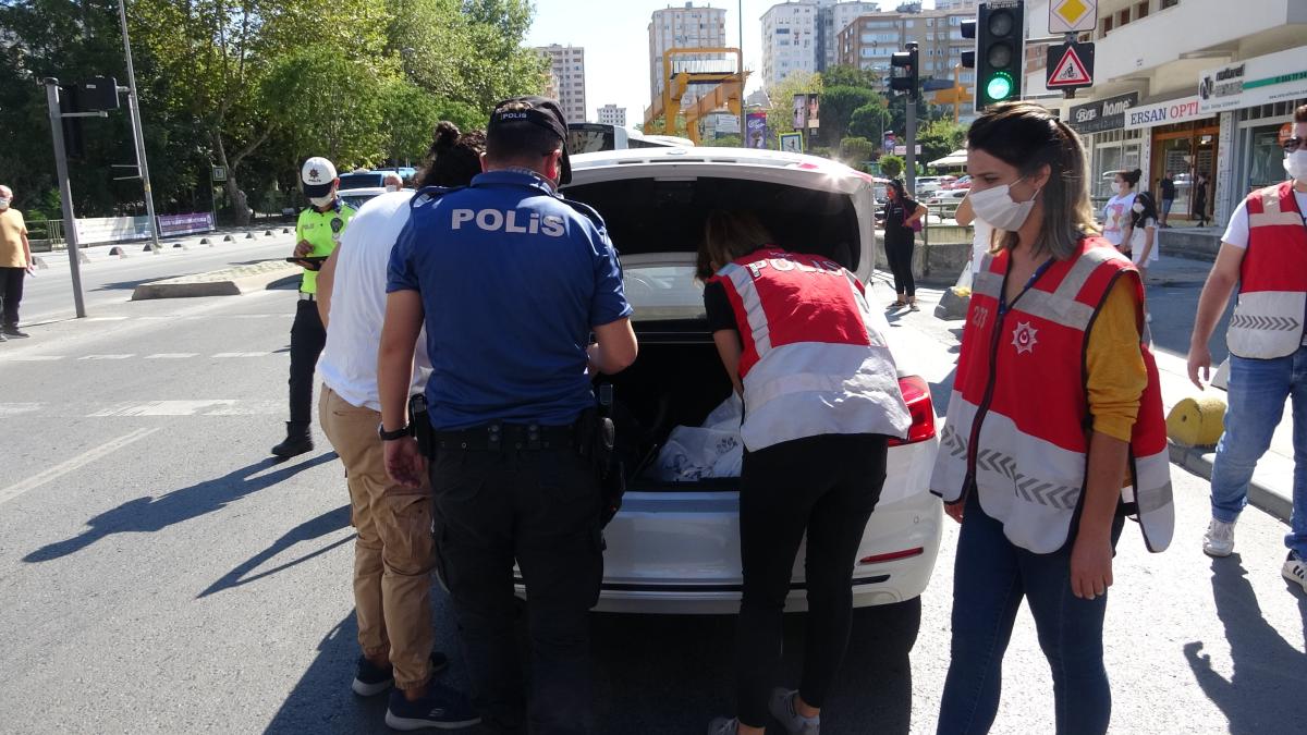 Kadıköy'de 'Türkiye Güven Huzur Uygulaması' yapıldı