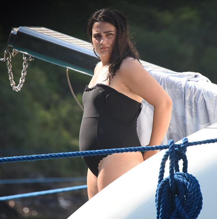 Sibel Can çocuklarıyla tatilde