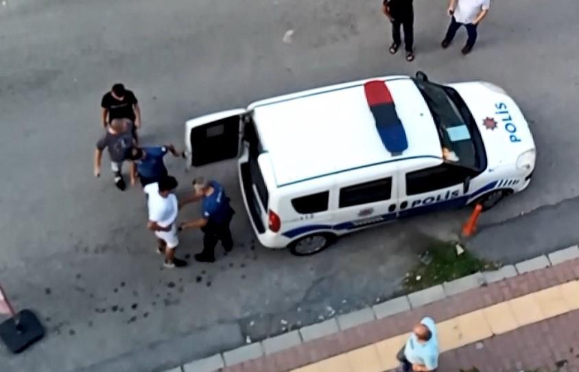 Samsun'da sokak ortasında yolunu kesip darbettiler