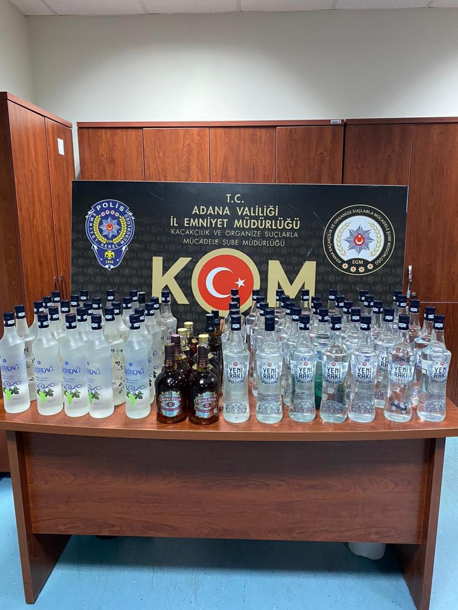 Adana'da kaçak nargile tütününe salçalı kamufle