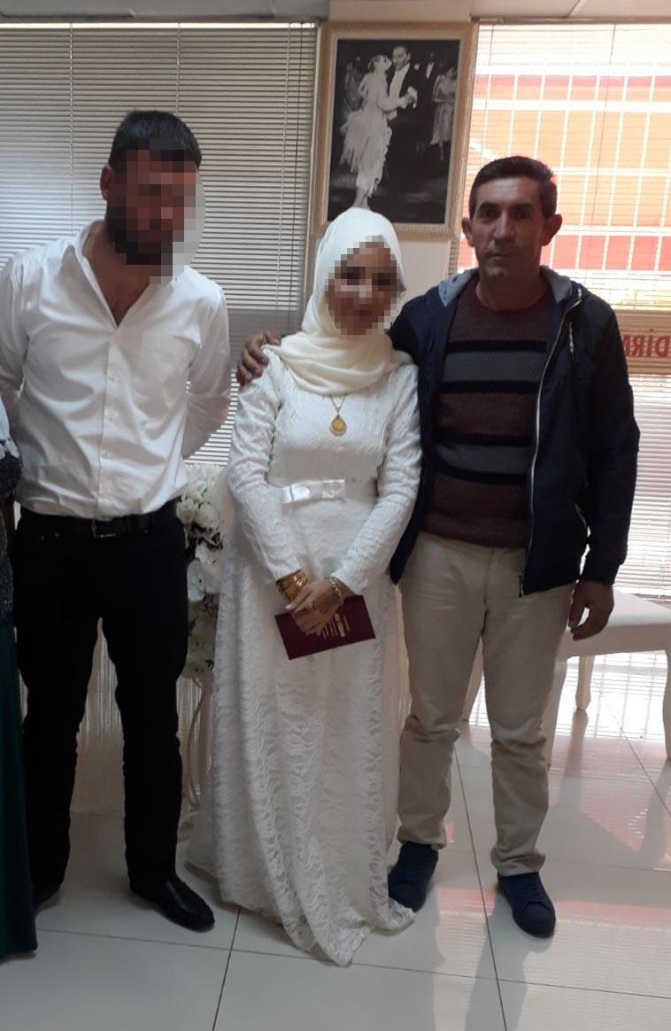 İzmir'de damat, kızına sahip çıkan babanın arabasını parçaladı