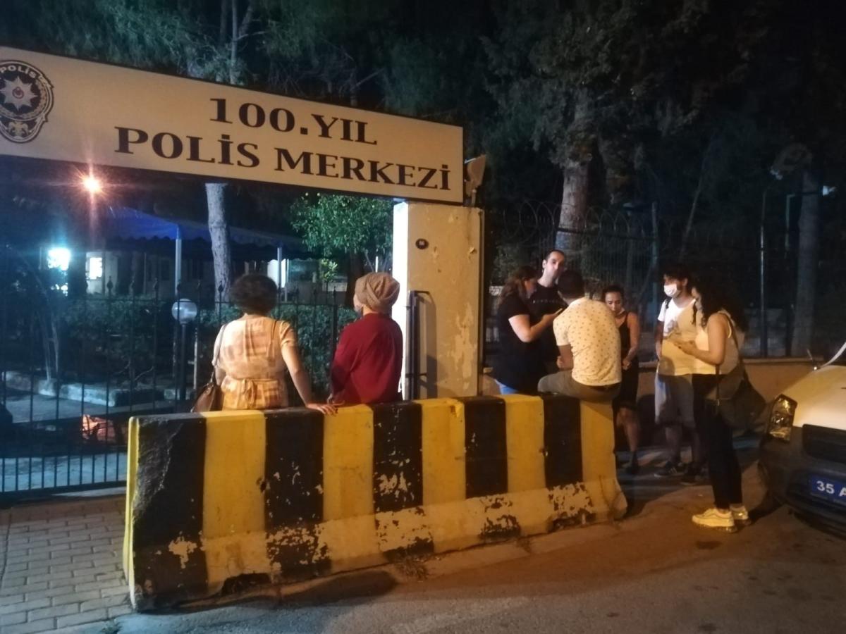 CHP İzmir İl Gençlik Kolları Kongresi'nde kavga çıktı