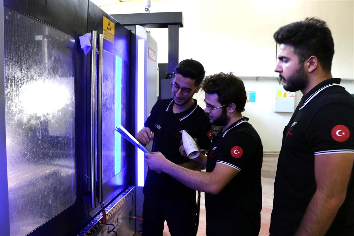 Genç yetenekler, tasarladıkları roketlerle TEKNOFEST'te yarışacaklar