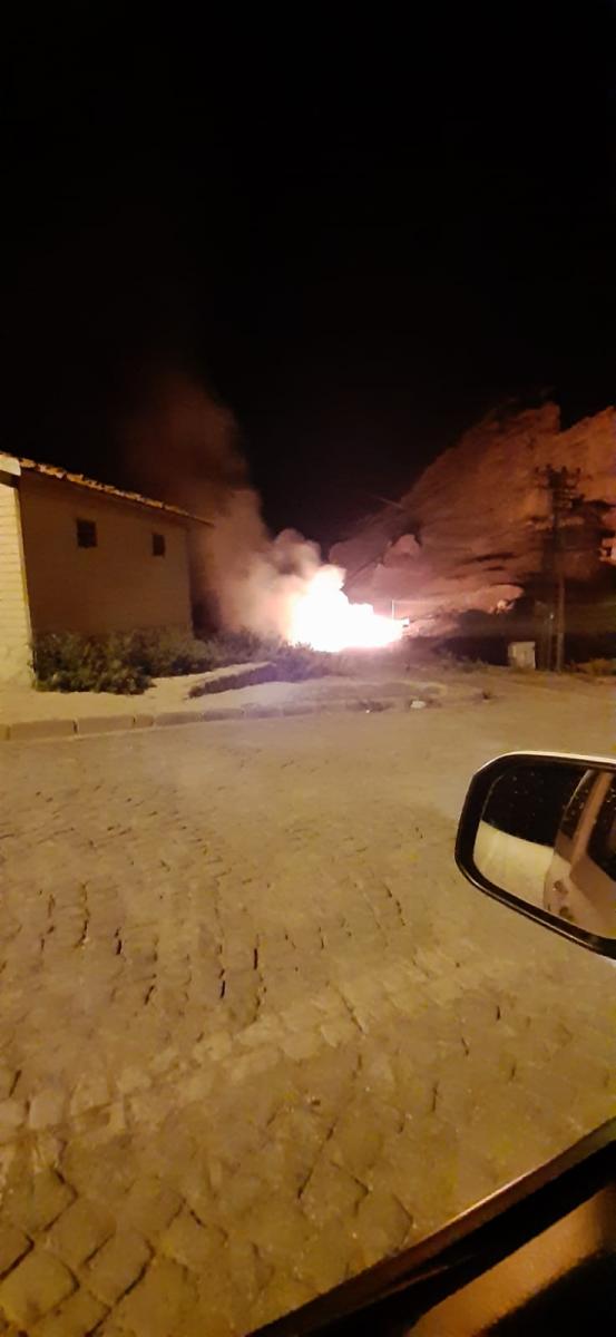 Ağrı'da dilek balonuyla evlenme teklifi yapan kişi yangın çıkardı