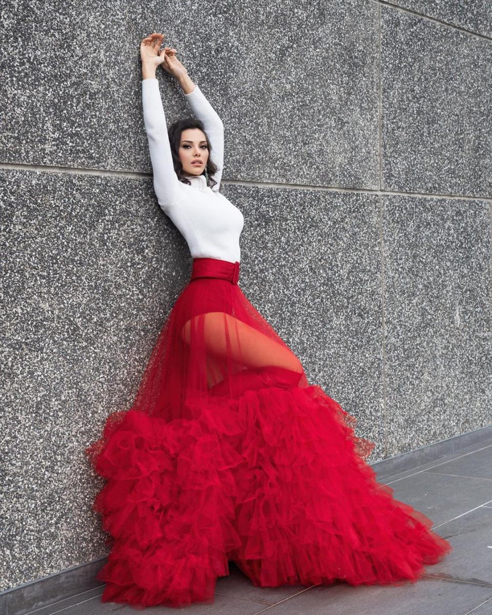 Tuvana Türkay kimdir? Tuvana Türkay kaç yaşında? Tuvana Türkay dizi ve filmleri