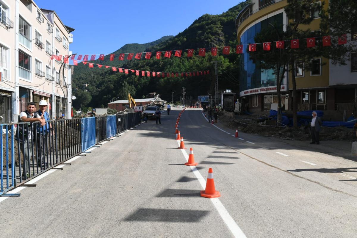 Ulaştırma Bakanı Karaismailoğlu Giresun'daki çalışmaları inceledi