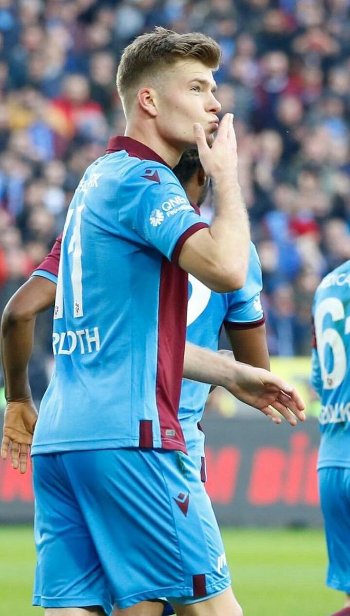 Kicker: Leipzig, Sörloth'un peşinde