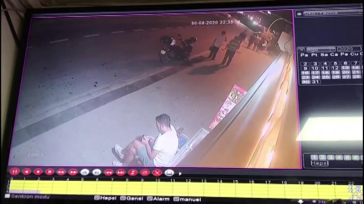 Ataşehir'de bir otomobil restorana daldı