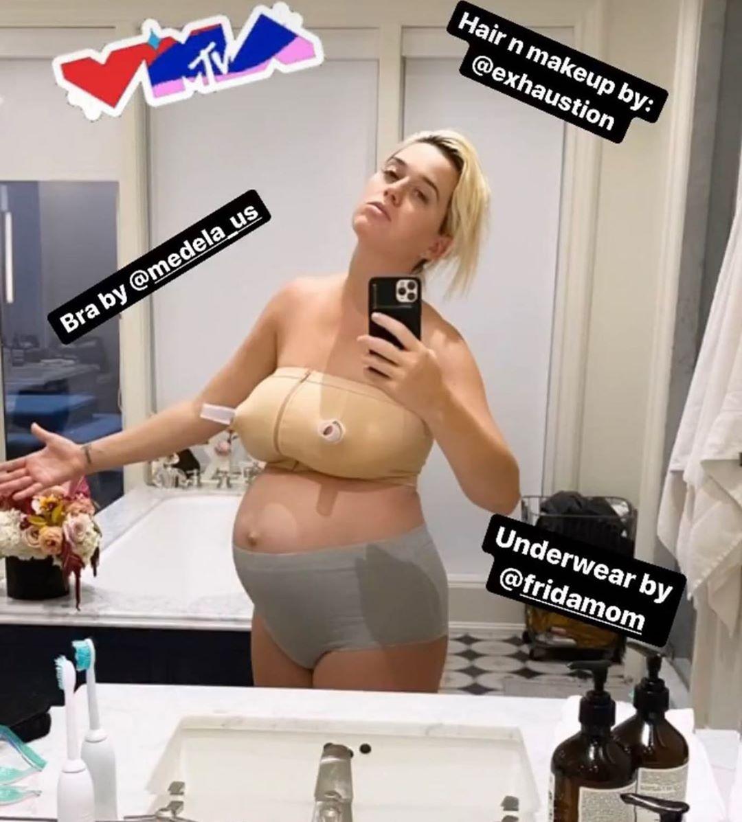 Doğumdan sonra Katy Perry