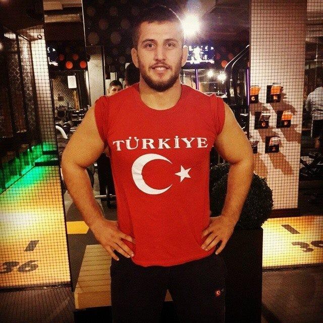 Antalya’da başpehlivan Hakkı Aygün, silahlı saldırı sonucu öldü