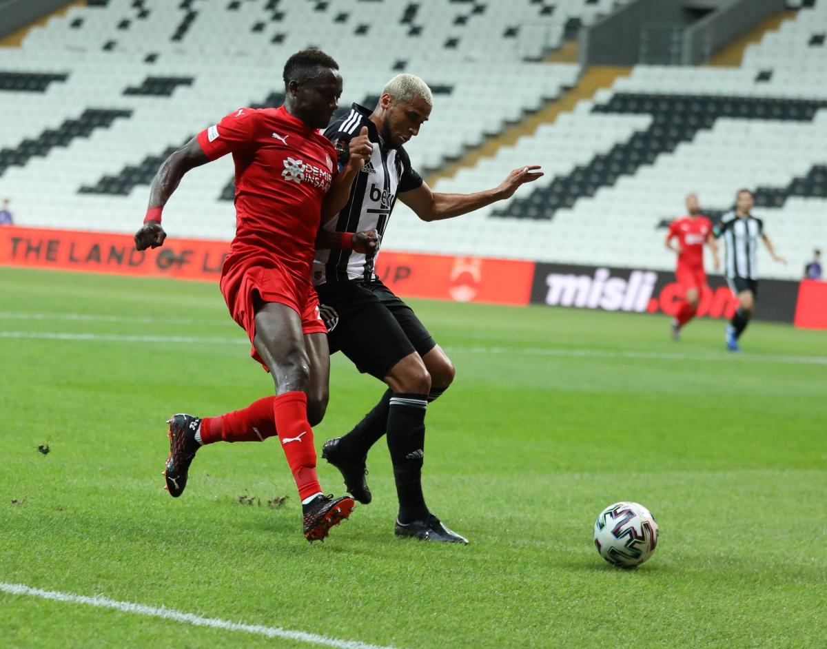 Beşiktaş, Sivasspor'a maçı son dakikada verdi