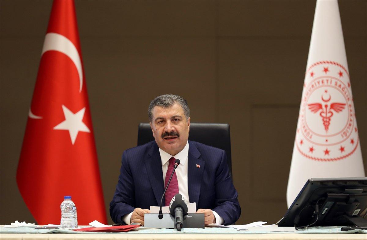 Bakan Fahrettin Koca: Bilim Kurulu maçların seyircisiz oynanmasını önerdi