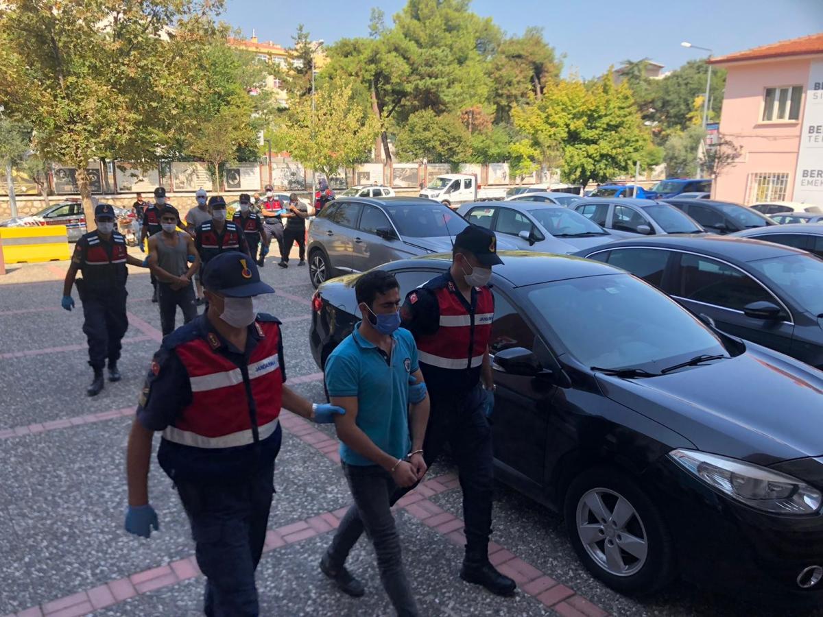 Bursa’da Suriyeli iki grup birbirine girdi: 4 ağır yaralı