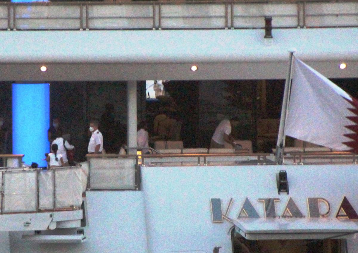 Katar Kraliyet Ailesi, 2 kamyon eşya ile Bodrum’a geldi