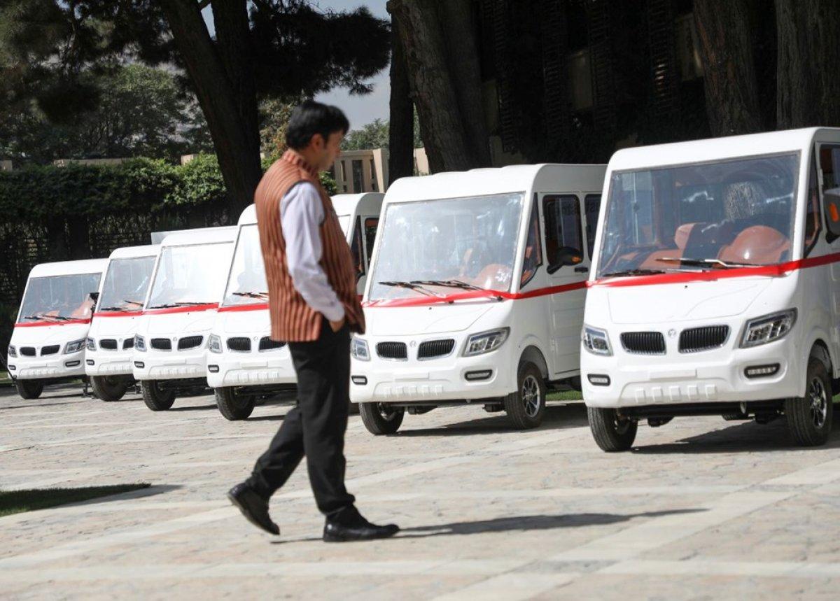 Afganistan yerli otomobil üretti