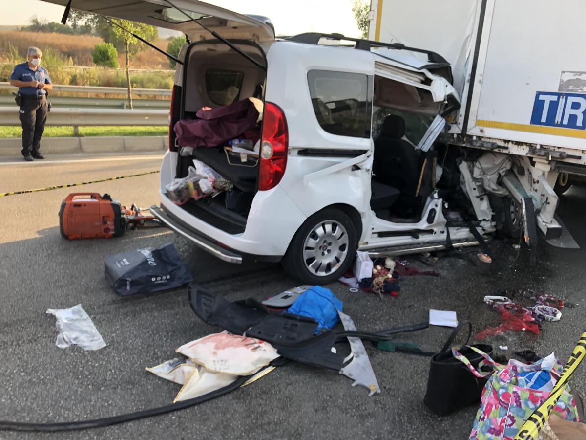 Aydın’dan Bursa’ya düğün için giden çifti, ölüm ayırdı