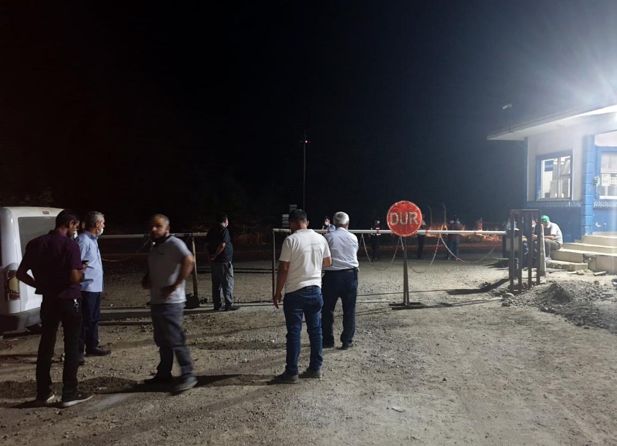 Bursa'da dev kamyon, pikapın üzerinden geçti: 1 ölü