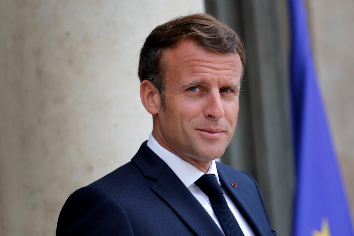Macron'a göre dine hakaret özgürlük